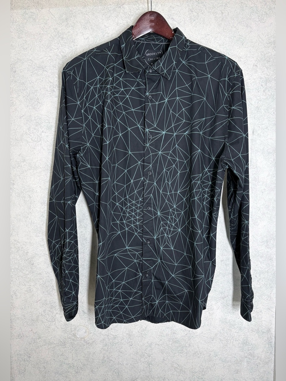 Brooklyn Calling N. Y. C.•Long Sleeve•Button Down•XL•Shirt•GeoMetric Pattern•EUC